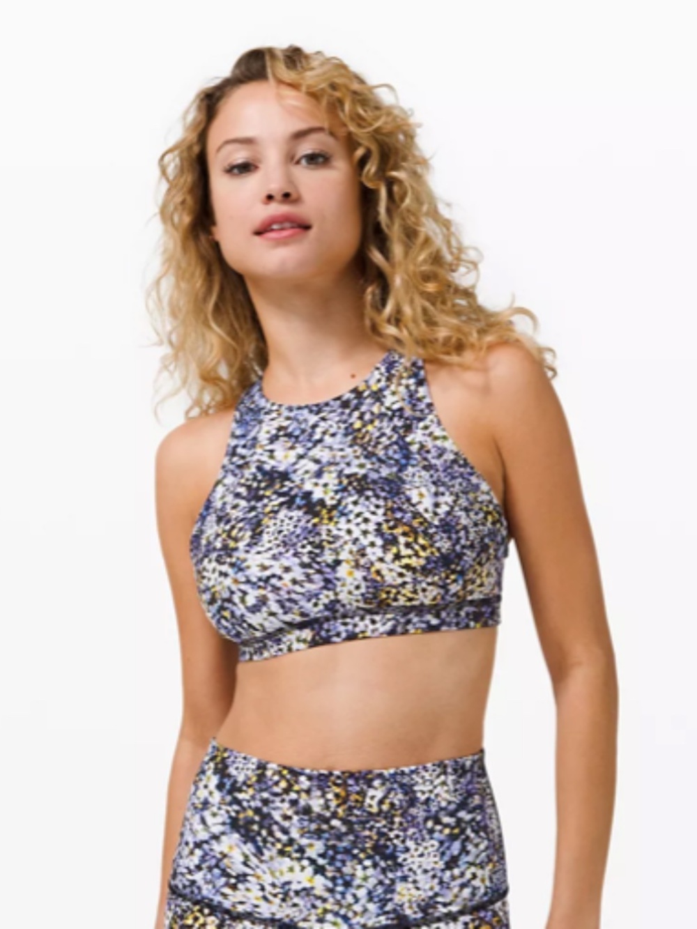 Lululemon Free to Be Serene Bra